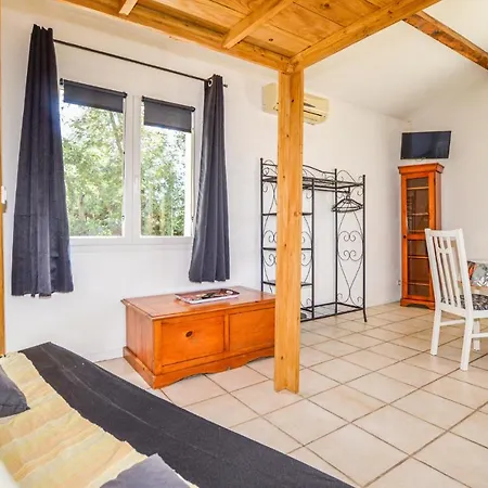 Holiday home Awesome In
